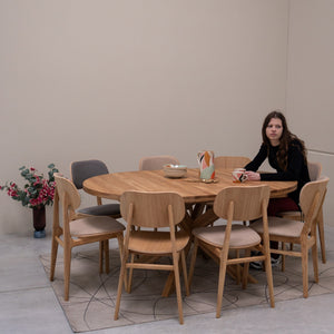 Mesa de comedor redonda y extensible de madera maciza de roble Holger | NordicStory