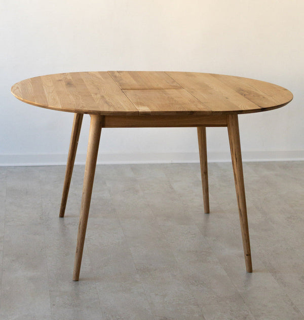 Mesa de comedor redonda y extensible de madera maciza de roble Escandi 3 | NordicStory
